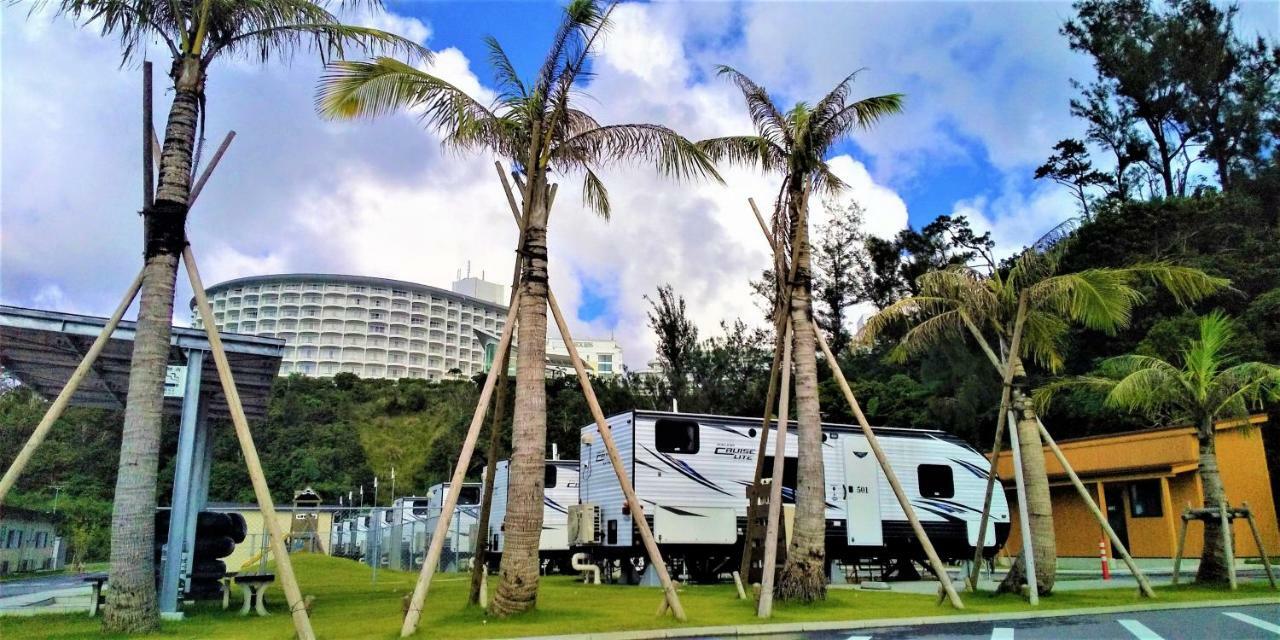 Beach Resort Hotel Kalakaua Onna Exterior foto